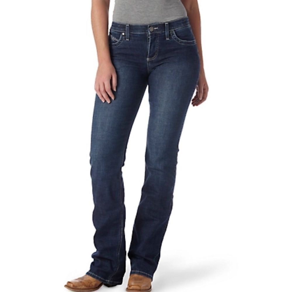 Wrangler Women's Q-Baby Ultimate Riding Jean nwt 29 7/34
